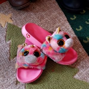 Cute girls slipper/sandles ty